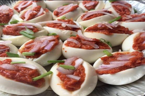 Boiled egg ( kosua ne meko) 